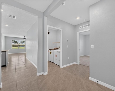 1324 Middle Lake Drive - Photo Thumbnail 18