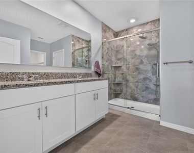 1324 Middle Lake Drive - Photo Thumbnail 12