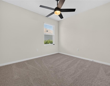 1324 Middle Lake Drive - Photo Thumbnail 16