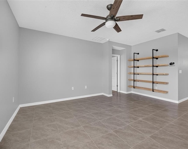 1324 Middle Lake Drive - Photo Thumbnail 5