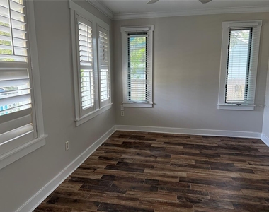 1577 7th Street - Photo Thumbnail 1