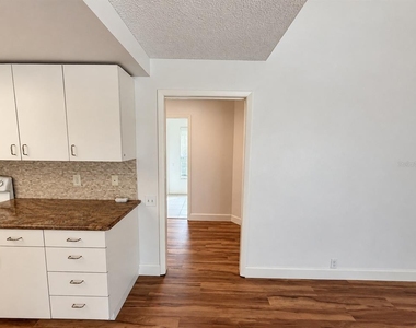 4871 Winterhaven Drive - Photo Thumbnail 14