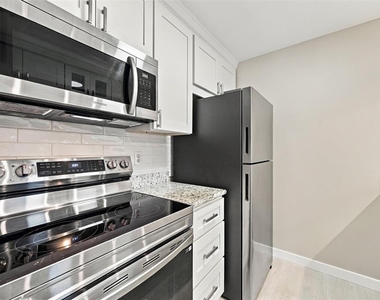 3265 Beneva Road - Photo Thumbnail 5
