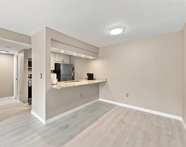 3265 Beneva Road - Photo Thumbnail 3