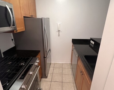 East 34th Street - Photo Thumbnail 2