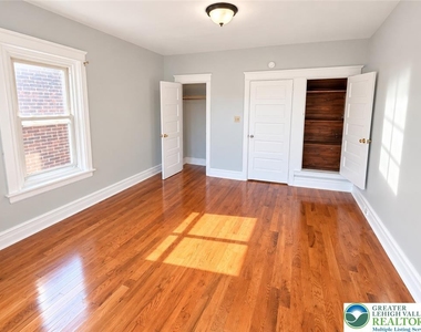 1120 S 10th Street - Photo Thumbnail 32