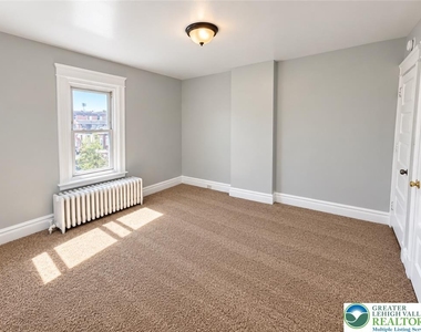 1120 S 10th Street - Photo Thumbnail 20