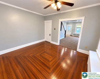 1120 S 10th Street - Photo Thumbnail 7