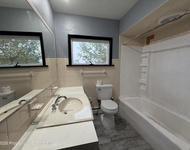 1330 Bryn Mawr Street - Photo Thumbnail 10