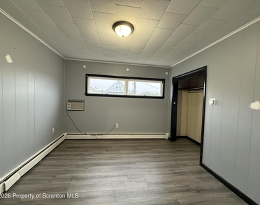1330 Bryn Mawr Street - Photo Thumbnail 8