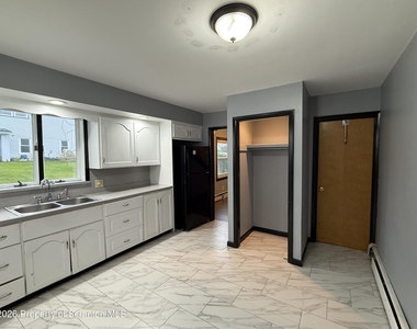 1330 Bryn Mawr Street - Photo Thumbnail 2