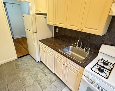 34-41 77th Street - Photo Thumbnail 5