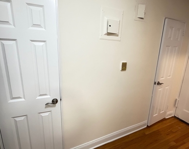 34-21 77th Street - Photo Thumbnail 8