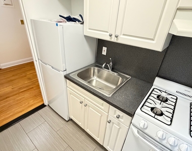 34-21 77th Street - Photo Thumbnail 5