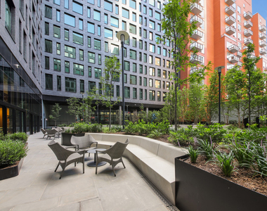 41-46 27th street - Photo Thumbnail 11