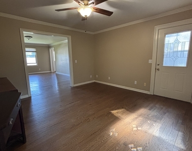 36 Nicholas Avenue - Photo Thumbnail 4