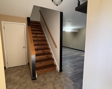 36 Nicholas Avenue - Photo Thumbnail 11