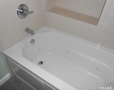 11 Cribbins Avenue - Photo Thumbnail 7