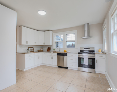 219 Jordan Lane - Photo Thumbnail 1