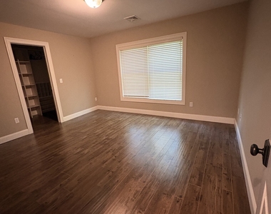 1500 Wolcott Road - Photo Thumbnail 3