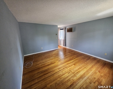 21 Sharon Lane - Photo Thumbnail 11