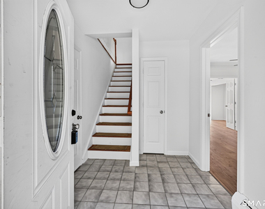 189 Kneen Street - Photo Thumbnail 1
