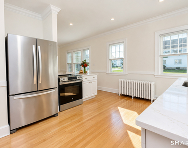 109 Dover Road - Photo Thumbnail 4
