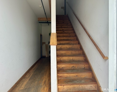 325 Lafayette Street - Photo Thumbnail 20