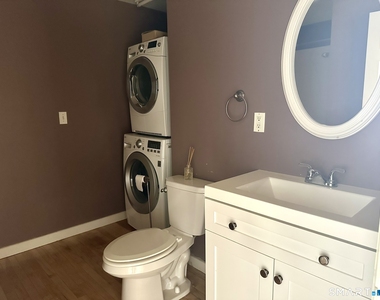 325 Lafayette Street - Photo Thumbnail 15