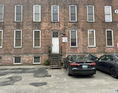 325 Lafayette Street - Photo Thumbnail 17