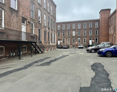 325 Lafayette Street - Photo Thumbnail 23