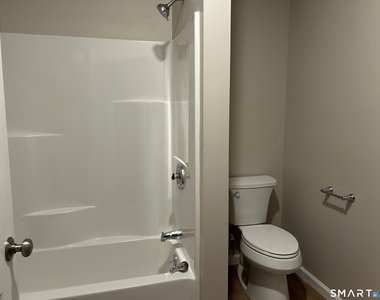 6 Beech Drive - Photo Thumbnail 11