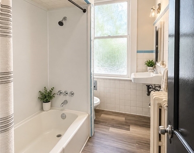 1621 Westfield St. - Photo Thumbnail 4