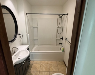 608 Broadhead Ave - Photo Thumbnail 12