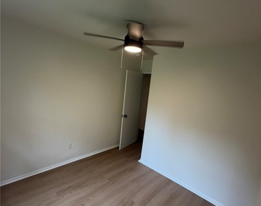 608 Broadhead Ave - Photo Thumbnail 20