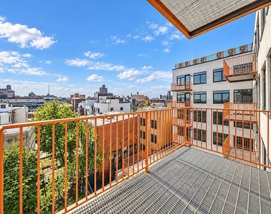594 Bushwick Avenue - Photo Thumbnail 8