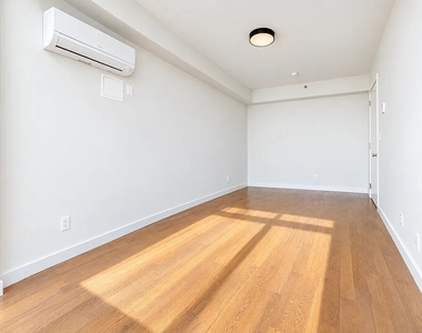 594 Bushwick Avenue - Photo Thumbnail 4