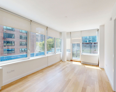 808 Columbus Ave - Photo Thumbnail 2