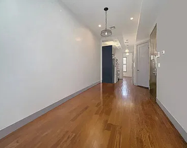 9 Marcus Garvey Boulevard #3R - Photo Thumbnail 5