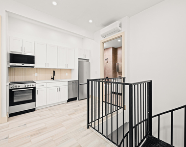 1482 Brooklyn Ave 11210 - Photo Thumbnail 8