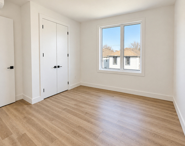 1629 Brooklyn Avenue - Photo Thumbnail 3