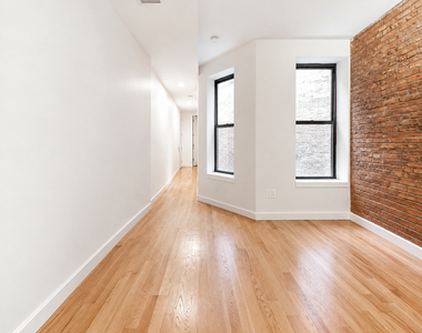 662 Park Place - Photo Thumbnail 1