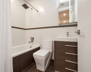 662 Park Place - Photo Thumbnail 6