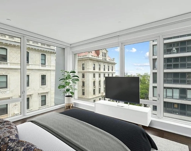 West 113th Street - Photo Thumbnail 7