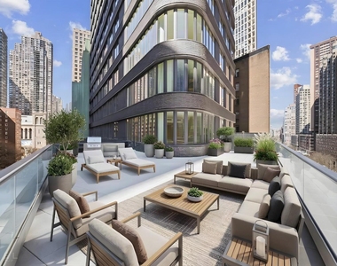 West 60th Street - Photo Thumbnail 1
