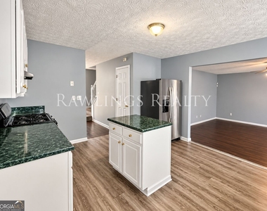 165 Concord Terrace - Photo Thumbnail 6