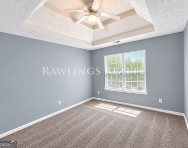 165 Concord Terrace - Photo Thumbnail 13