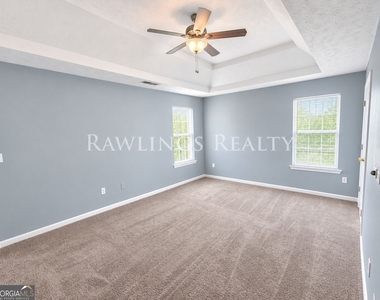 165 Concord Terrace - Photo Thumbnail 10