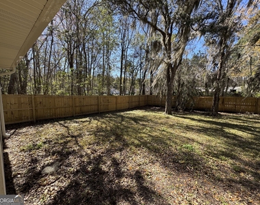 206 Acacia Drive - Photo Thumbnail 12
