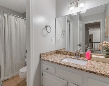 4439 Wood Creek Drive - Photo Thumbnail 20